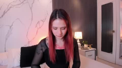 Snapshot of madame_lilith chatting on June 21, 11:24 am madame lilith online show from June 21, 11:24 am