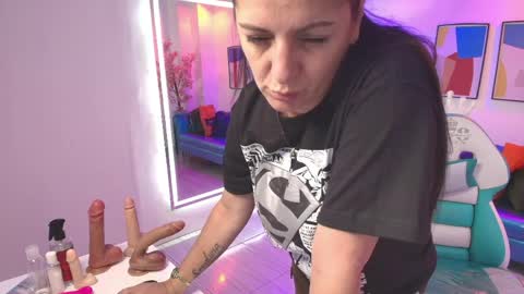 Madame Scarllet  online show from April 10, 11:26 am