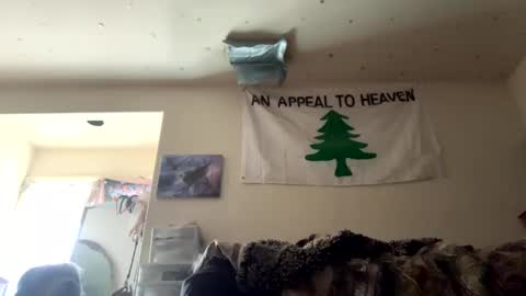 SummerPeach online show from December 14, 5:25 pm