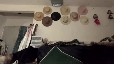 SummerPeach online show from January 1, 11:38 am