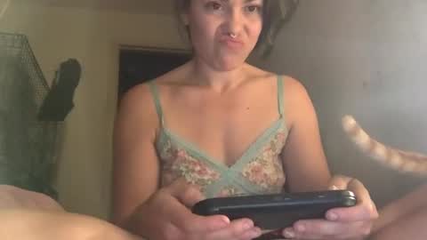 SummerPeach online show from January 13, 3:56 am