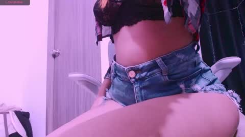 alex online show from February 10, 1:57 am