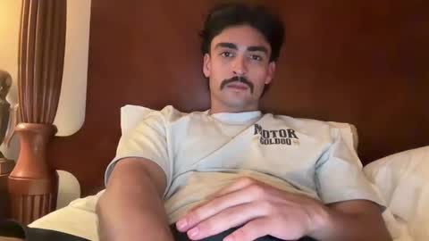 maddaewg101 online show from March 22, 5:22 am