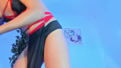 Snapshot of maddie_ray_ chatting on June 5, 11:38 am Maddie Ray online show from June 5, 11:38 am