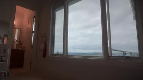 Snapshot of maddieblair1 chatting on February 27, 10:43 pm maddieblair1 online show from February 27, 10:43 pm