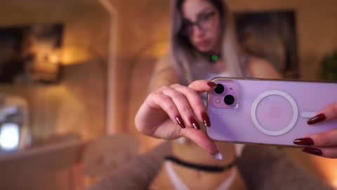 Maddie online show from February 28, 9:54 am