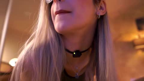 Maddie online show from March 15, 10:10 am