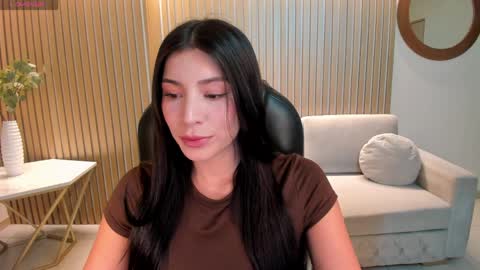 Maddison online show from April 3, 7:12 pm