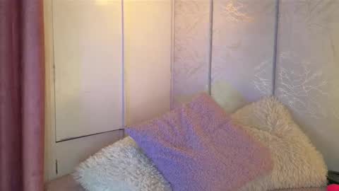 Snapshot of maddy1y_ chatting on March 11, 12:55 pm maddy online show from March 11, 12:55 pm