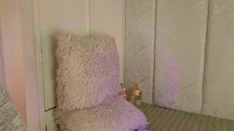 Snapshot of maddy1y_ chatting on April 16, 12:06 pm maddy online show from April 16, 12:06 pm