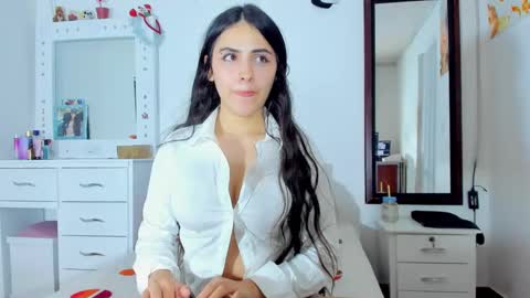 maddy8_ online show from February 8, 1:54 am