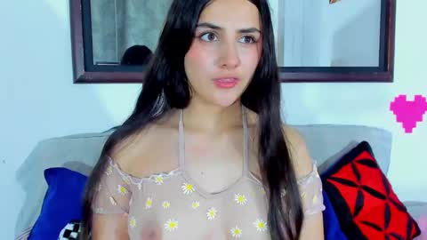 maddy8_ online show from February 21, 11:10 pm