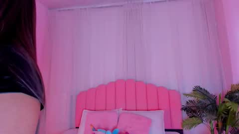 Snapshot of maddy__bigboobs chatting on October 15, 4:56 am maddy__bigboobs online show from October 15, 4:56 am