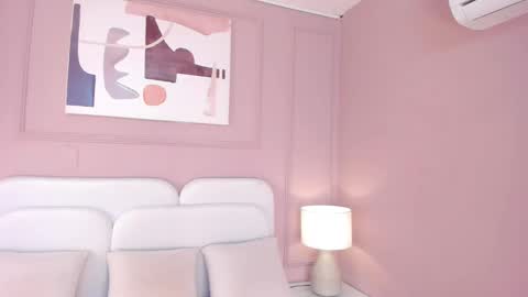 Maddy  online show from January 17, 11:27 am