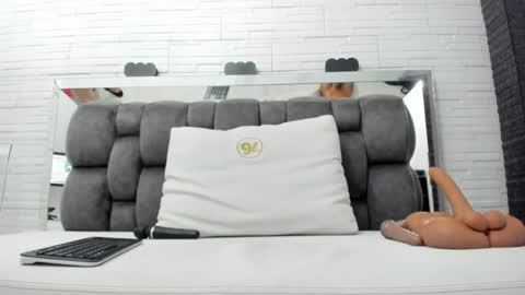 maddy cartter online show from February 5, 4:06 am