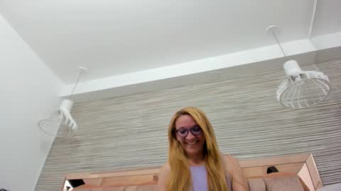 maddy cartter online show from September 16, 11:22 am