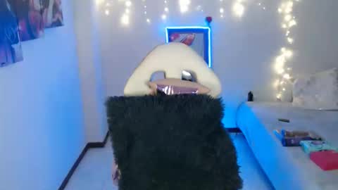 maddy_vicius19 online show from December 22, 2:08 am