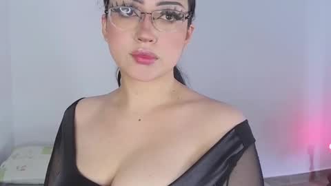   Please followme and rate me your thumbs up online show from January 5, 9:18 pm