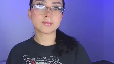 Snapshot of maddyghost chatting on March 5, 2:07 am Please followme and rate me your thumbs up online show from March 5, 2:07 am