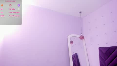 maddyjohnsonn online show from February 2, 3:32 am