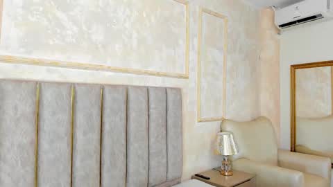 maddyjohnsonn online show from February 15, 10:00 am