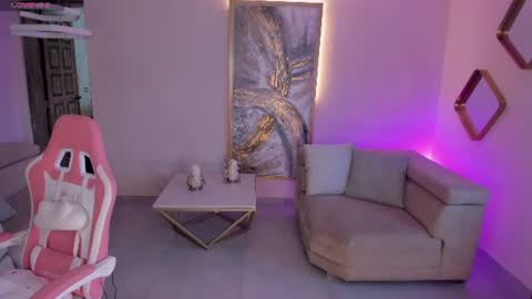 Snapshot of maddyowens_ chatting on July 13, 11:24 am Maddy Owens online show from July 13, 11:24 am