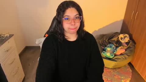 madelaine_taylor online show from September 27, 11:26 am