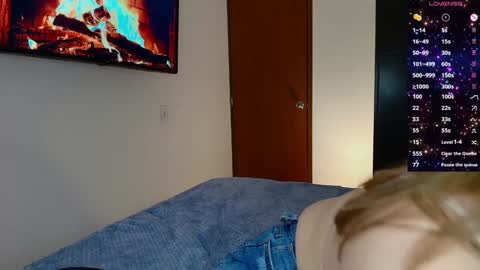 madelamee online show from December 2, 9:28 pm