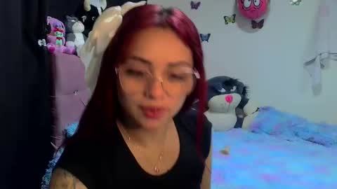 sofia online show from May 5, 9:06 am