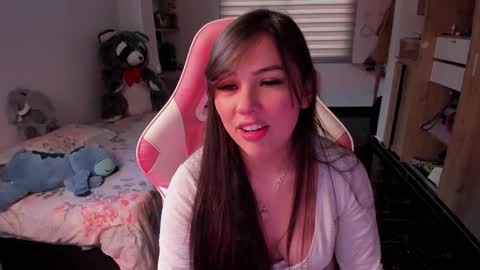 Emily     Only Fans  online show from November 25, 10:10 pm