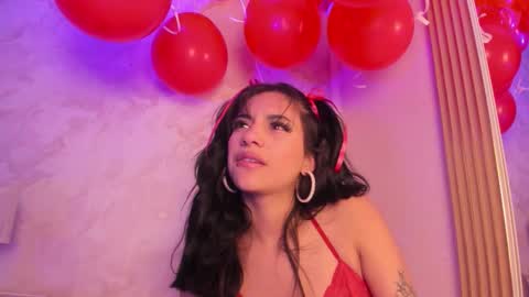 madhison_5 online show from February 11, 3:17 pm