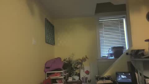 Madie Ray online show from December 21, 7:21 pm