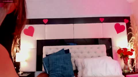 Snapshot of madiissonlove chatting on February 16, 12:21 pm Maddison online show from February 16, 12:21 pm