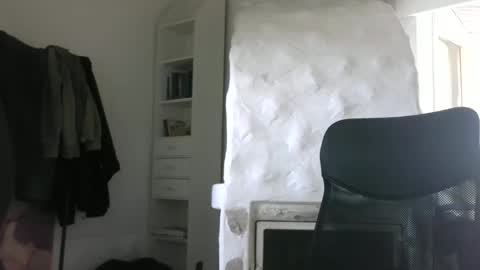 madio1187940 online show from September 19, 1:56 pm