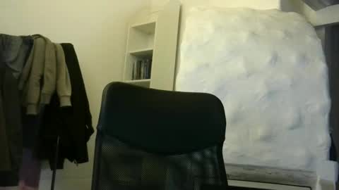 madio1187940 online show from September 25, 12:14 am