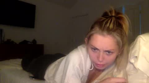 Snapshot of madirose69 chatting on September 18, 12:40 pm mari rose online show from September 18, 12:40 pm
