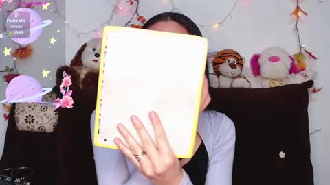 Snapshot of madison__rey chatting on October 21, 10:43 pm Madison Rey online show from October 21, 10:43 pm