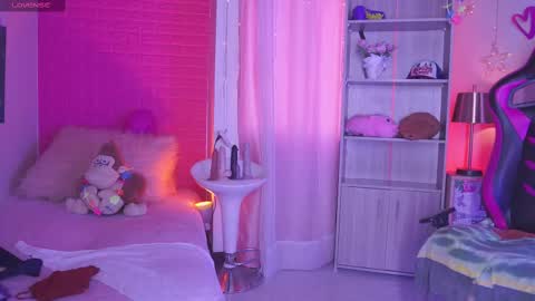 Madison   online show from September 22, 12:18 pm