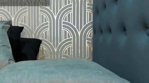   online show from January 9, 3:15 am