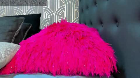   online show from January 10, 2:35 am