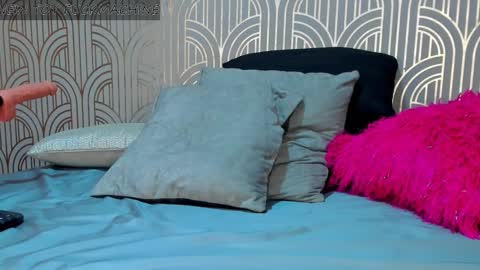   online show from February 8, 4:47 am