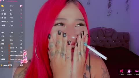 Snapshot of madison_x17 chatting on May 28, 12:19 am madso x17 online show from May 28, 12:19 am