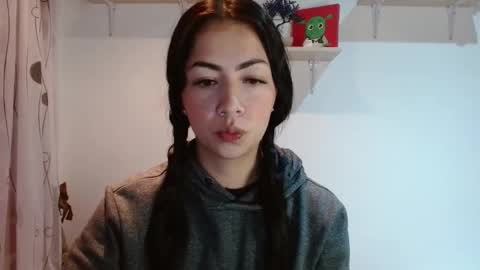 Madison Cambel online show from February 19, 9:17 am