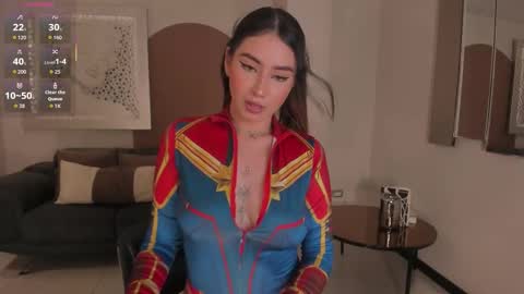 Maddi Collins online show from October 2, 8:27 pm