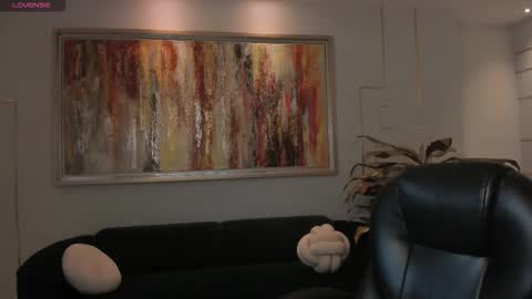 Snapshot of madisoncollinsx chatting on February 12, 12:00 pm Maddi Collins online show from February 12, 12:00 pm