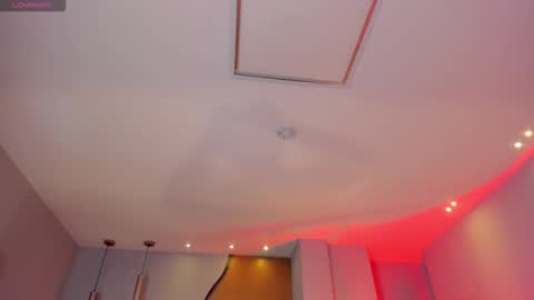 Snapshot of madisoncollinsx chatting on February 24, 12:03 pm Maddi Collins online show from February 24, 12:03 pm