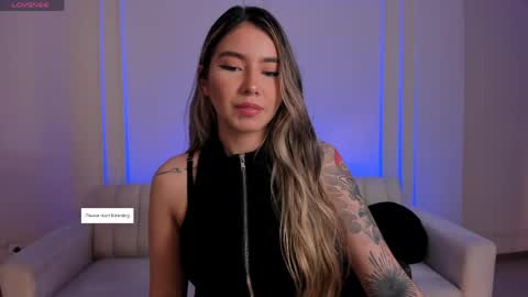 Maddi Collins online show from May 24, 11:37 am