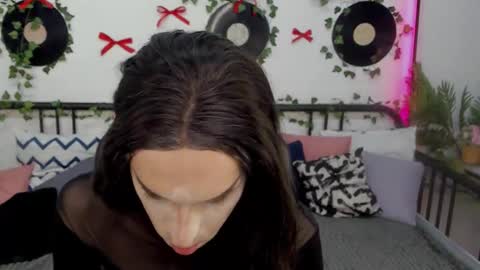 Snapshot of madisonesprit chatting on March 3, 3:12 am madisonesprit online show from March 3, 3:12 am