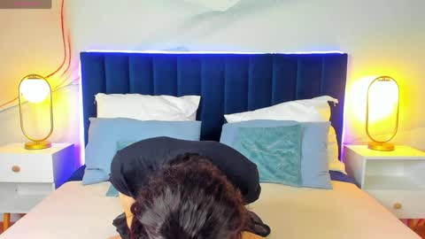 madisonesprit online show from March 30, 3:29 am