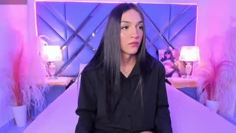 Maddi online show from May 15, 5:42 pm